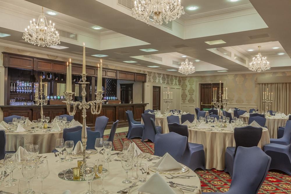 מיינות' Glenroyal Hotel מראה חיצוני תמונה