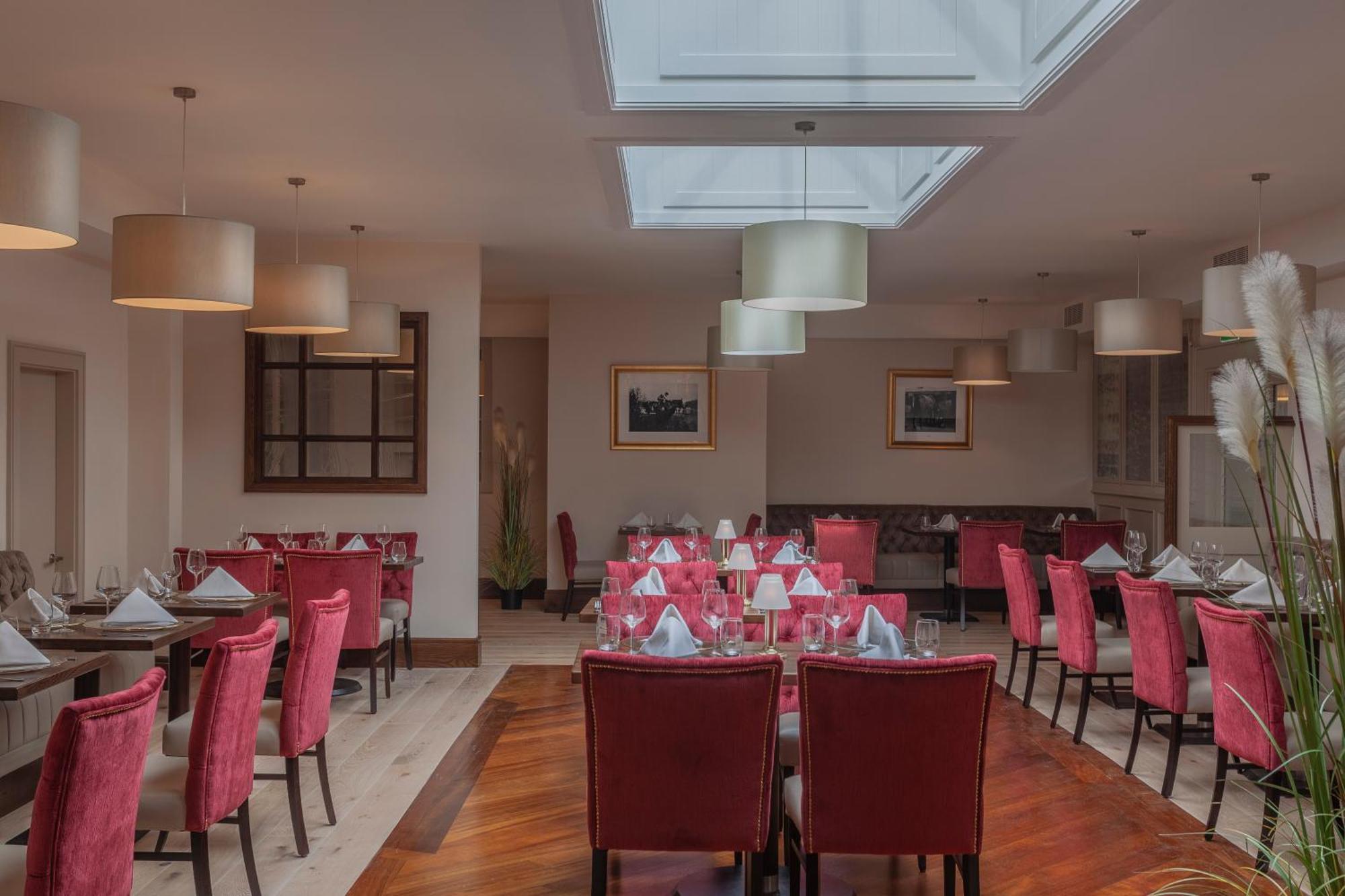 מיינות' Glenroyal Hotel מראה חיצוני תמונה