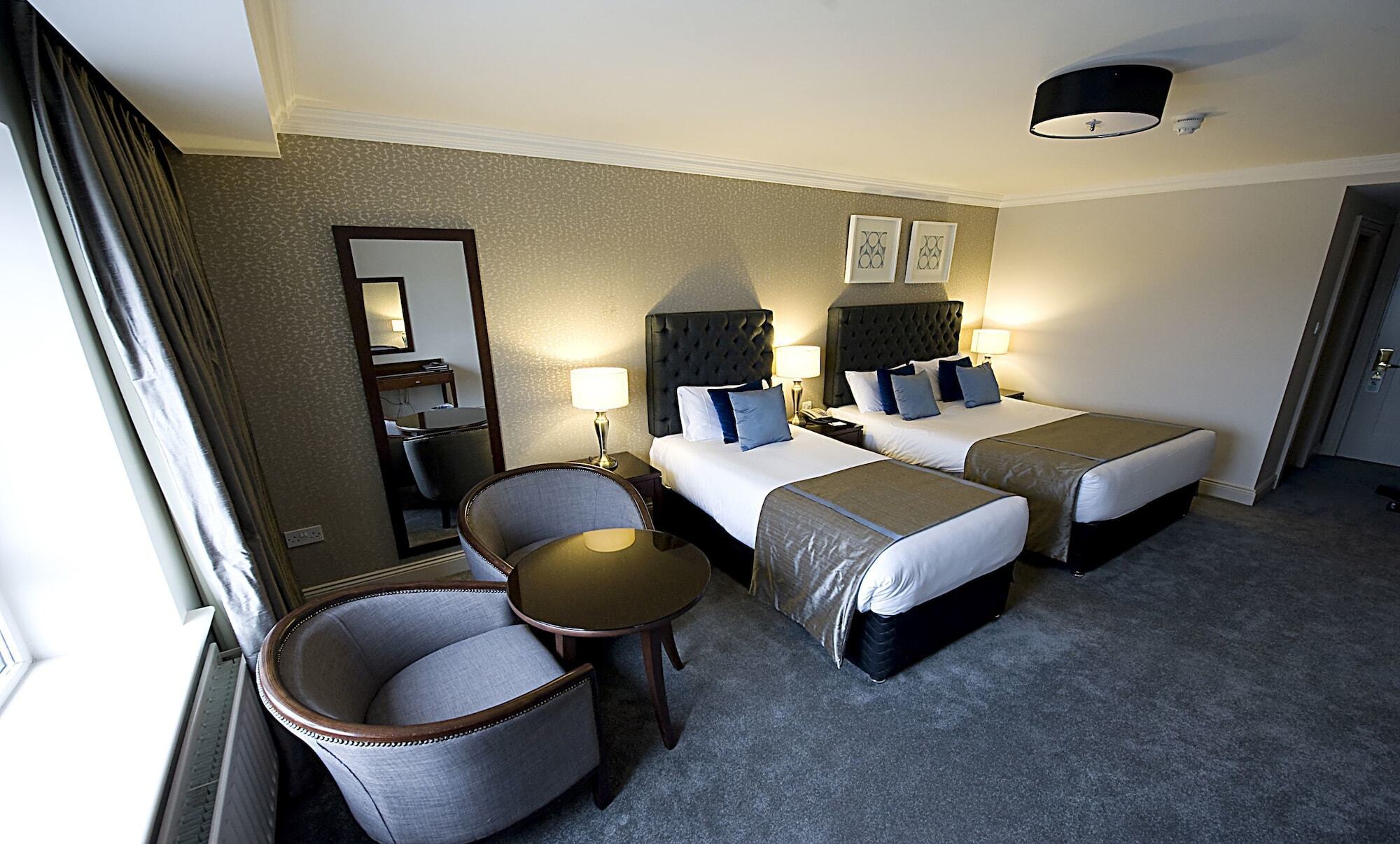 מיינות' Glenroyal Hotel מראה חיצוני תמונה